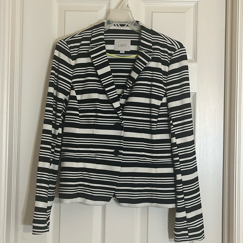Loft casual blazer. Single breasted. Size S. Excellent condition. Striped.